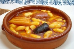 Plato típico, fabada